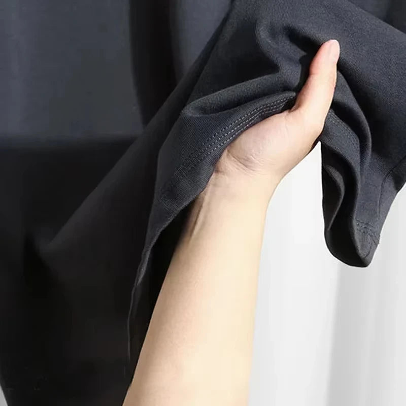 Tricou creștin „Jesus Is King”, cu imprimeu minimalist